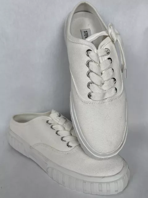 Steve sales madden arelle