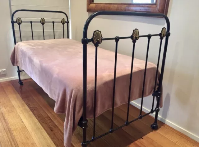 Cast Iron Antique Single Bed Frame