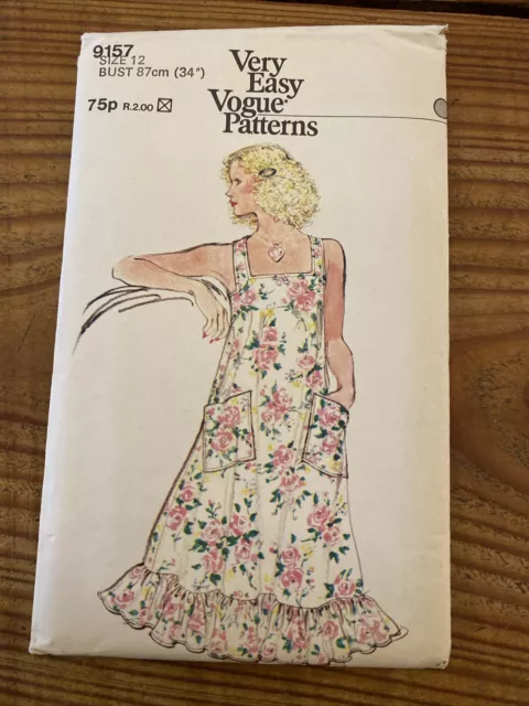 VERY EASY VOGUE sewing patterns Floaty Dress 9157 Size 12 £5.40 ...