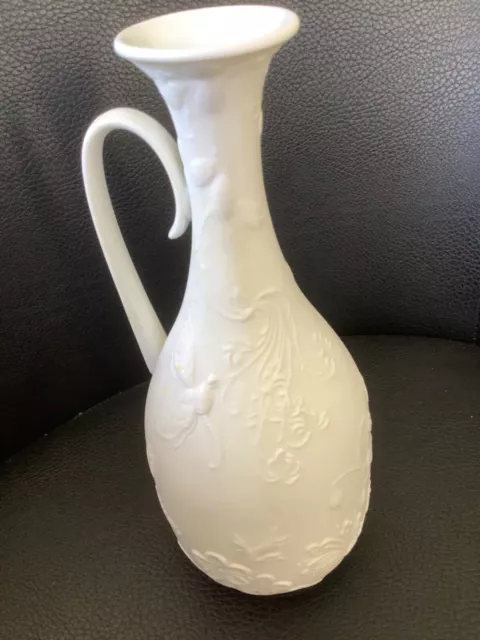 AK Kaiser Porzellan Vase weiß 21 cm hoch mit Henkel neuwertig