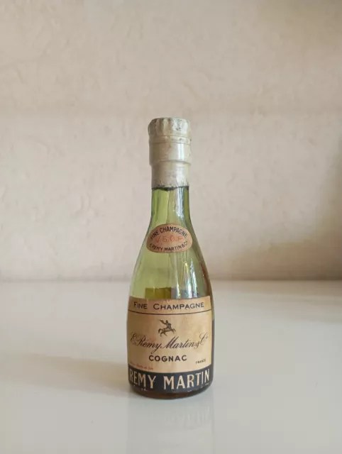 Very old mini bottle cognac Rémy Martin VSOP 3cl