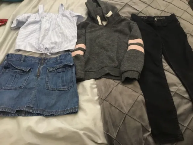 Girls bundle age 8-9 yrs  river island 4 items hoody jeans skirt top