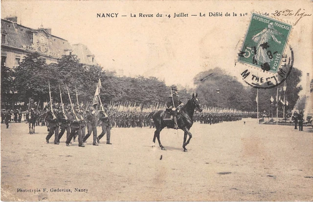 CPA 54 NANCY LA REVUE DU 14 JULY LE DEFILE DE LA 21e