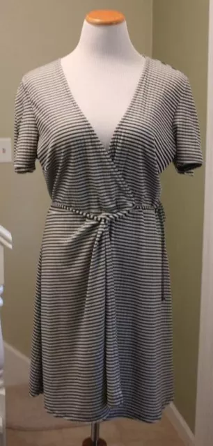 EUC Beautiful Womens Topshop Black White Stripe Wrap Dress short sleeve sz 12