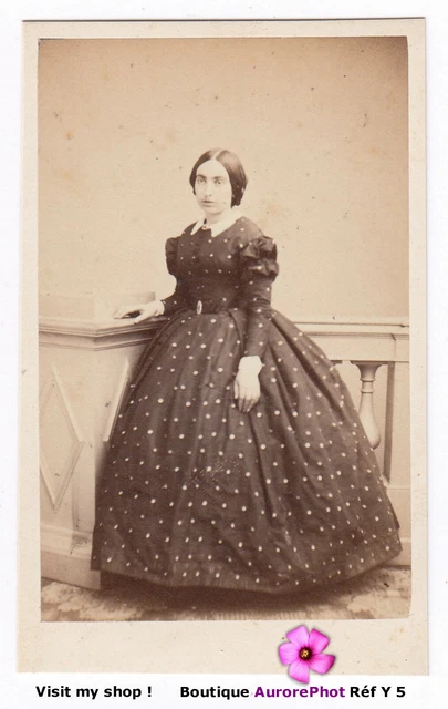Photo Vintage Eugénie De Montijo - Tirage Albuminé CDV, Circa 1865, Format 6,5x10,5 Cm