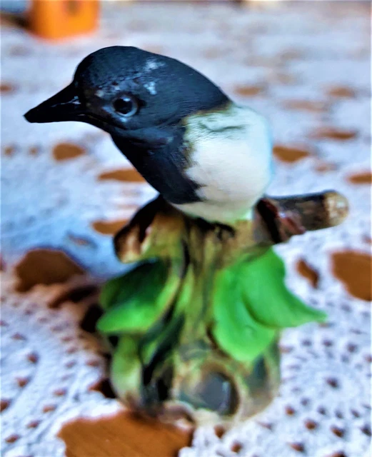 Lotti Di N.48 Uccelli Di Porcellana Capodimonte Nuovi