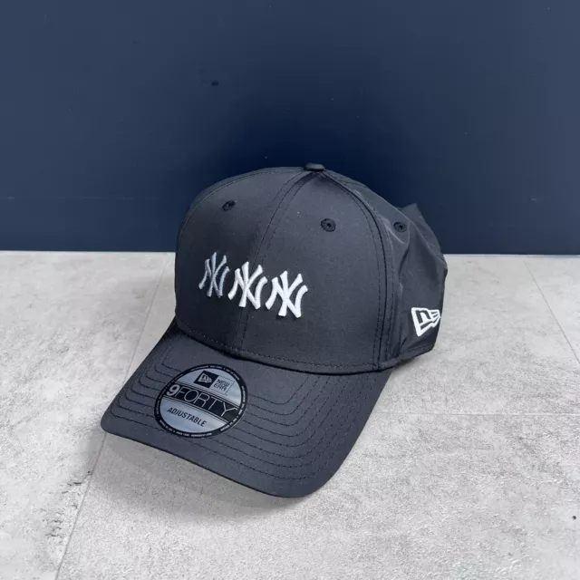 New Era Stack Logo 9Forty Cap ~ New York Yankees Black Adults Adjustable New!