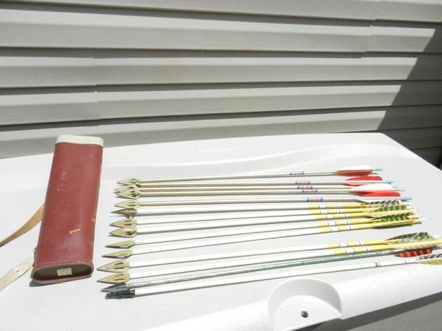 Lot 14 Wooden Arrows W/ 12 Bear Broad Heads Used 281/2"-29 1/2" W/leather quiver