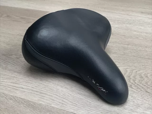 Avenir Gel Sprung Ergonomic Cycling Saddle