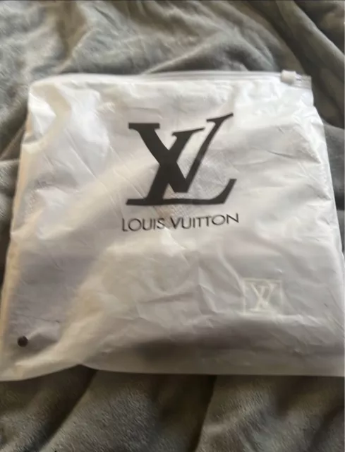 Wool poncho Louis Vuitton Grey size XS International in Wool - 26393456