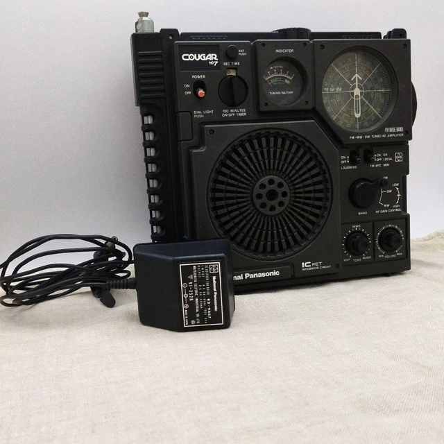 VINTAGE NATIONAL PANASONIC RF-877 