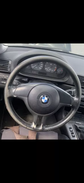 Leder Lenkrad Lederlenkrad BMW E46 M3 3,0i Multifunktion SMG , Airbag  Couverture en cuir de volant, pièces d'auto reconditionnées - Boutique en  ligne speedautot