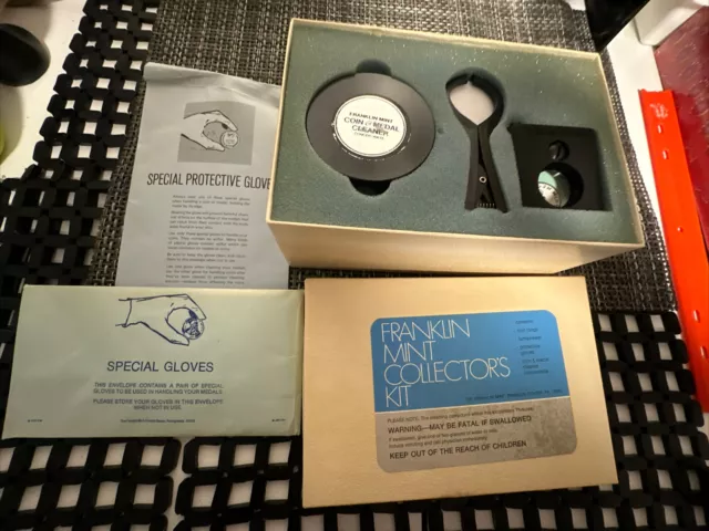 Vintage Franklin Mint Collectors Kit Coin & Medal Cleaning Kit with  Lumaviewer