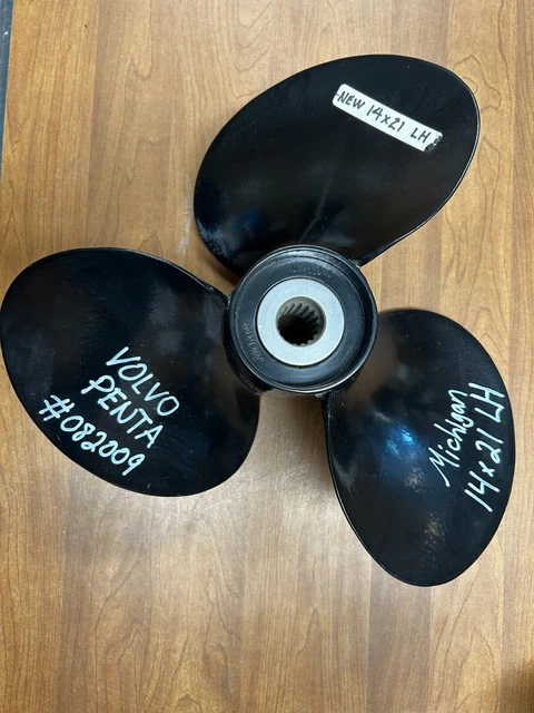 Volvo Penta Michigan 14 x 21 Aluminium 3-Blade LH Prop Long Hub #082009 Volvo Penta Michigan 14 x 21 Aluminium 3-Blade LH Prop Long Hub #082009