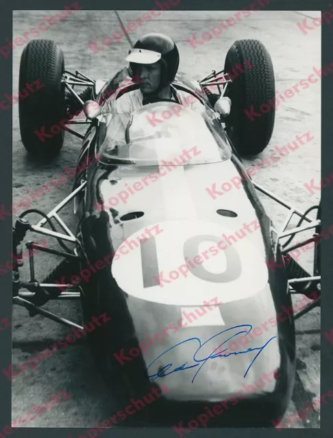 orig Foto signiert Rennfahrer Dan Gurney Autogramm Rennwagen GP Nürburgring 1963