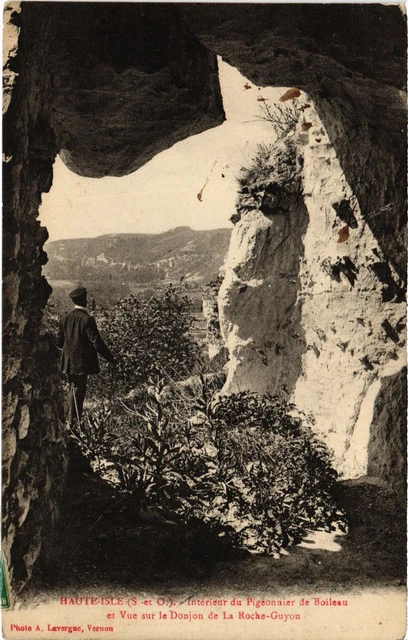 CPA Haute-Isle interior du Pigeonnier de Boileau FRANCE (1309090)