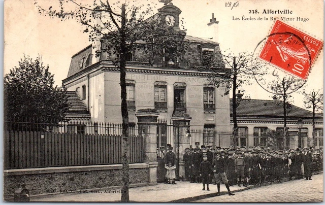 94 ALFORTVILLE - les ecoles de la rue victor hugo.