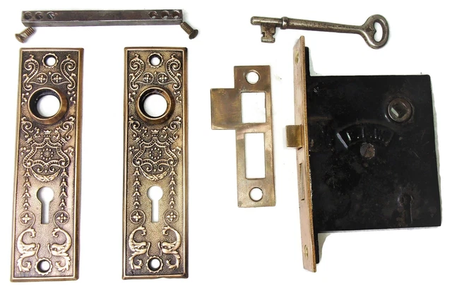 Antique Door Set Victorian / Eastlake Backplate Knob Mortise Lock Key Reclaimed 7