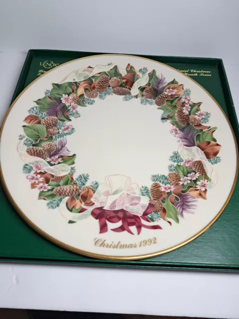 Lenox 1992 Colonial Xmas Plate North Carolina 10 3/4''