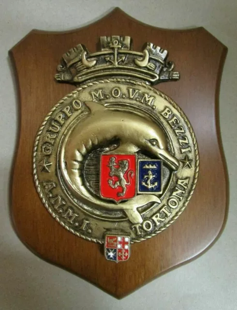 Crest "A.N.M.I. TORTONA - ASS. NAZ. MARINAI D'ITALIA - GRUPPO M.O.V.M. BEZZI"