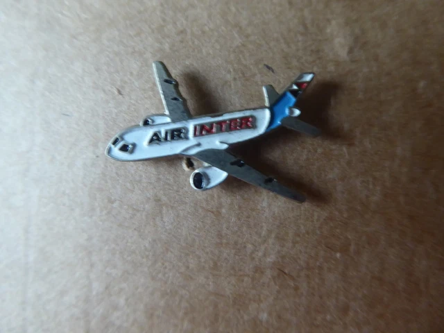 Pin's émaillé Vintage "Société Compagnie Française Aviation Air Inter" - Années 60/70