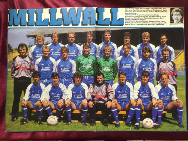 22 Autographs MILLWALL FC 86/87-Handsigned Poster! Docherty/Mehmet/Alan McLeary