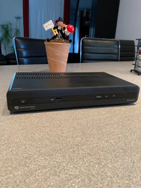 Kabel Deutschland Receiver Sagemcom Hängt Sich Auf SAGEMCOM KABEL DEUTSCHLAND Receiver DCI85HD KD mit Zubehör EUR 40,00