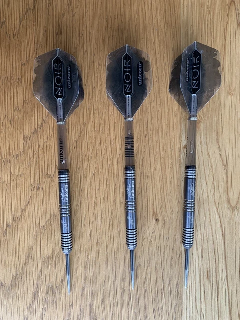 UNICORN MICHAEL SMITH Noir 90% Tungsten Steel Tip Darts 24g