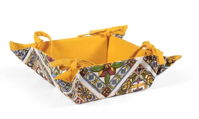 Panier Porte Pain Bruschetta en Tissu Décoré Carré De Table GG-3244