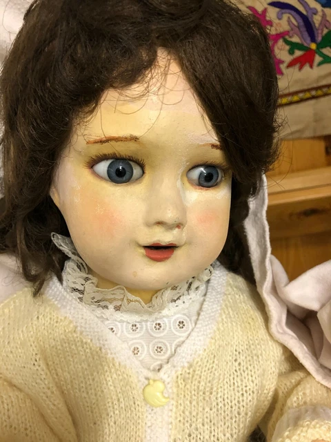 Poupee tres ancienne marquee paris 301 12 dans la nuque