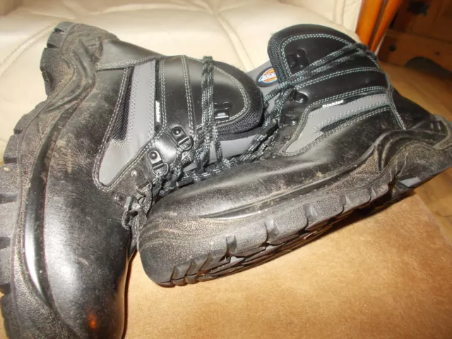 Dickies liberty safety boot hotsell