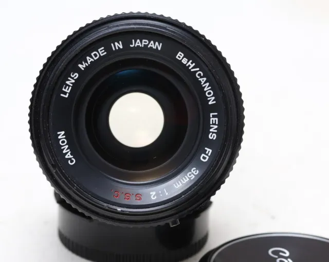 Canon FD 35mm f/2 S.S.C manual focus wide angle lens, concave