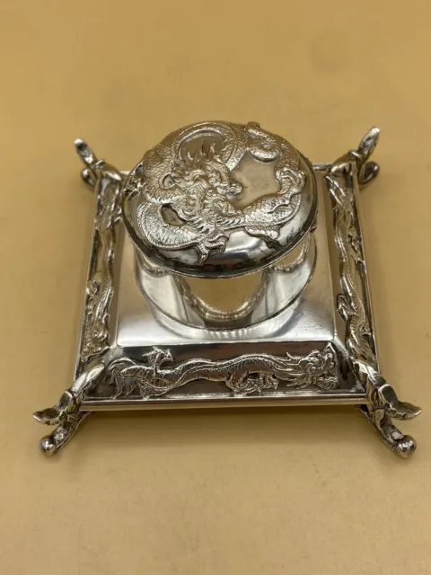 SOLID SILVER WANG HING CHINESE EXPORT PAGODA STYLE INKWELL, CIRCA 1900 163.5g