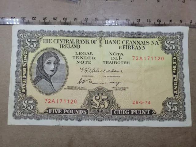 🇮🇪 Ireland, Republic  5 pounds  26 May 1974 P-65c VF  Banknote 102323-4