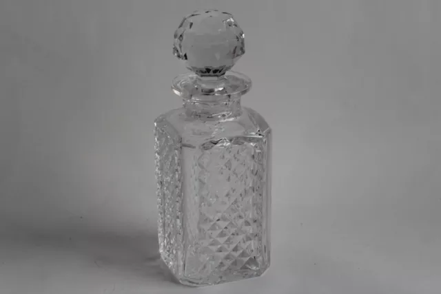 VAL SAINT LAMBERT Carafe cristal taillé (61189)