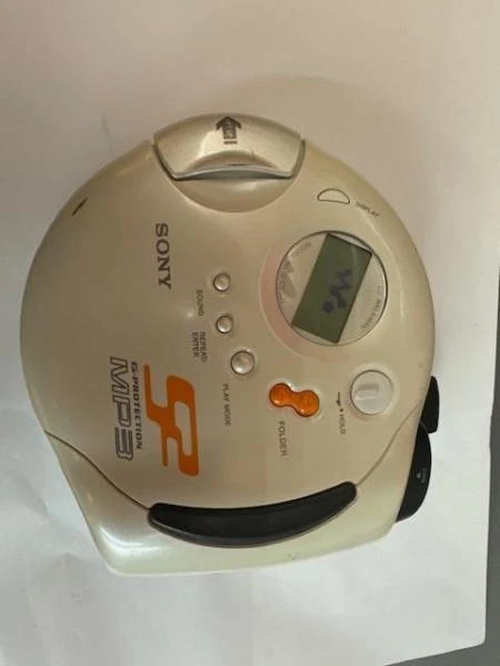 Compact Disc Mp3 VINTAGE SONY S2 Sports CD Walkman - Compact Disc/MP3 Player (D-CS901) £ ...