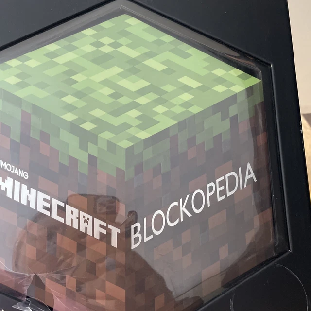Blockopecia MINECRAFT BLOCKOPEDIA: AN Official Minecraft Book from Mojang by Not ...