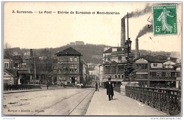 92 SURESNES - the bridge enters the city and Mont Valerien