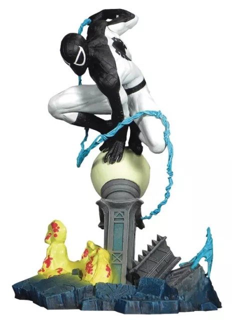 Diamond Comics 40th Marvel Gallery Negative Zone Spider-Man PVC PX Statue