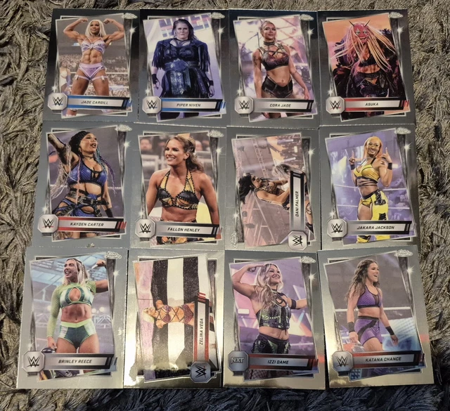 WWE TOPPS 2025 Chrome Base Bundle Cargill Niven Cora Jade Asuka Henley