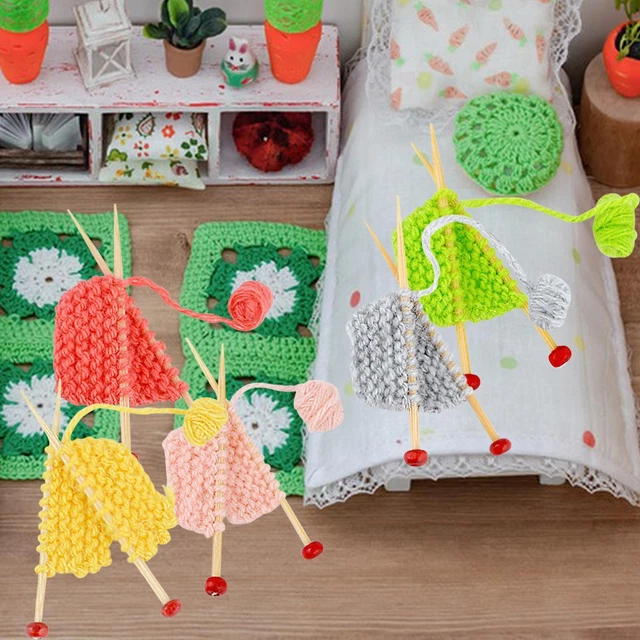 Dollhouse Yarn Knitting Sweater Model Pretend Play Toys Miniature Doll House