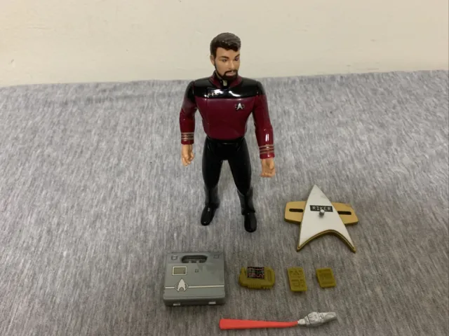 Vintage 1994 Playmates Star Trek The Next Generation Riker Figure Complete