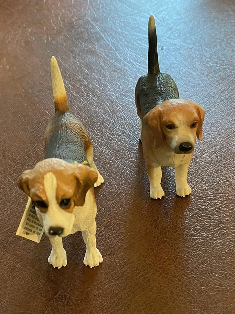 beagle dog figurine set of 2