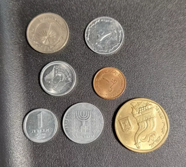 7 Middle Eastern Coins 1964 - 1980 Egypt Israel Bahrain Algeria UAE