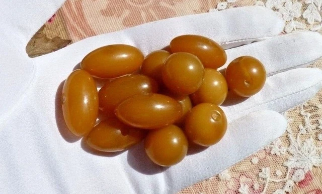 Collier Vintage En Perles De Bakélite Ambre Miel - Période Art Déco, Origine France, 55 Grammes
