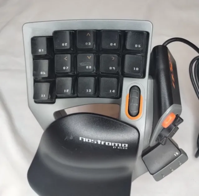 Belkin Nostromo SpeedPad N52 F8GFPC100 USB Gaming Keypad Tested Working 2