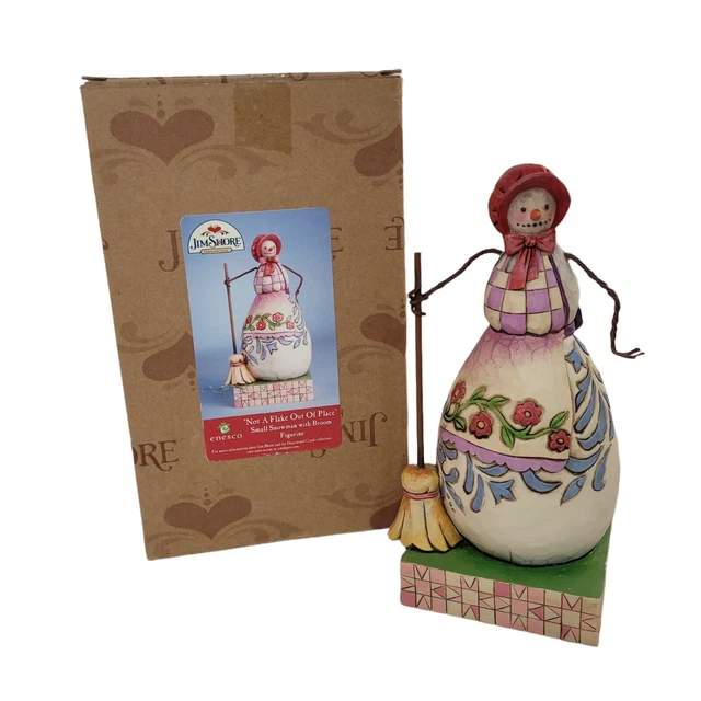 Jim Shore Heartwood Creek Snowman Figurine "Not a Flake Out Of Place" in Box