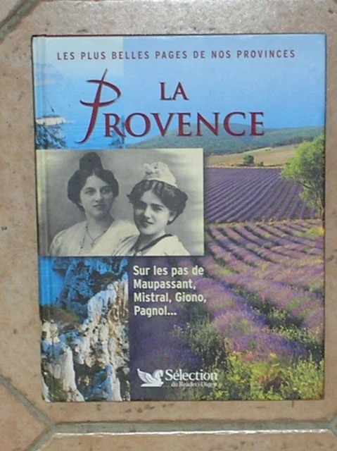 RARE LIVRE PHOTOS: Double Jeu (Les Plus Belles Photos De Clara Morgane