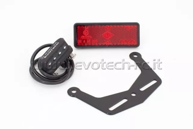 Evotech Kit Portatarga Reclinabile Yamaha Xsr 700 2016-2024 + Luce + Catadiottro 2