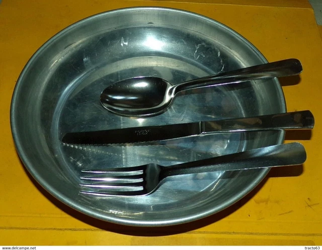 Assiette Et Couverts Pour Le Repas De L'armee Francaise De Fabrication Francaise